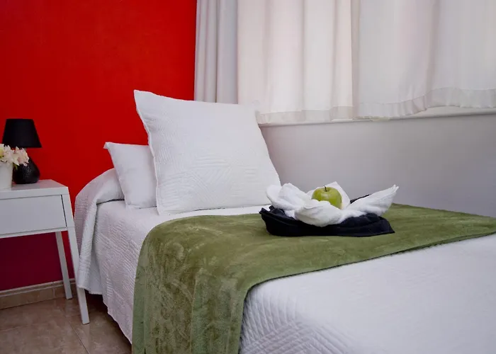 North 2* Βαρκελώνη